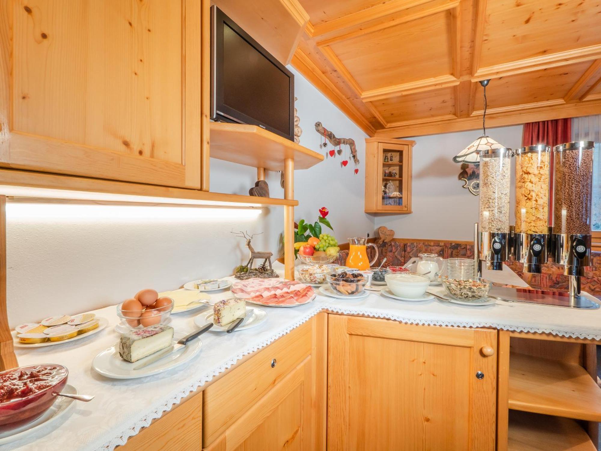 Garni La Grambla Hotell Selva di Val Gardena Eksteriør bilde